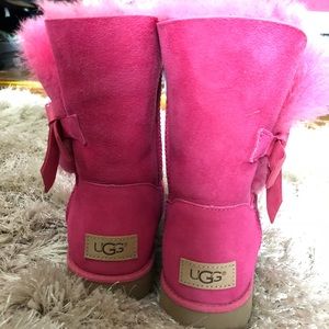 UGG Classic Knot Bailey Bow Short Boots (Women) in Pink